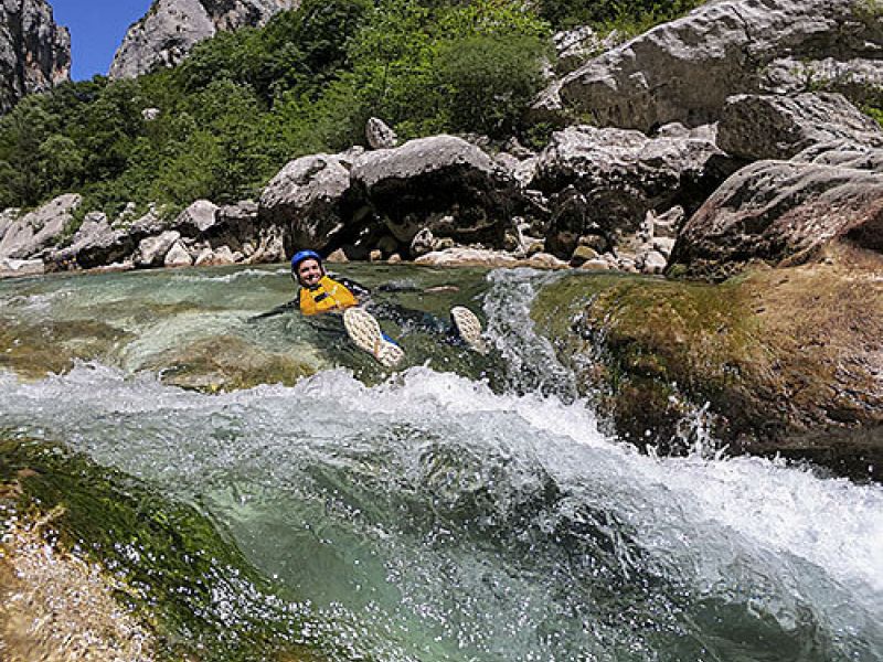 Camping St-Laurent-du-Verdon Ciela Village La Farigoulette  Randonnée aquatique