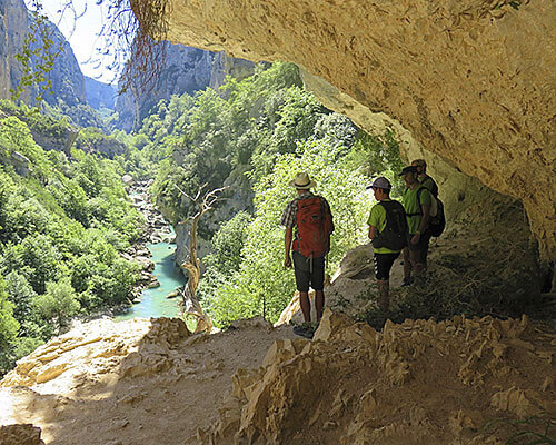 Camping St-Laurent-du-Verdon Ciela Village La Farigoulette Sentier de l'Imbut